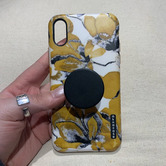 iPhone XR case bundle 🤳 - Picture 7 of 14
